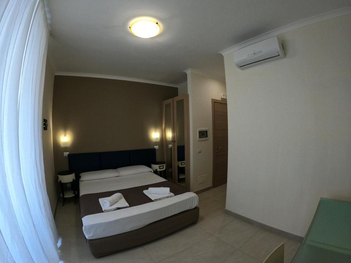 Relais Central Turati Rome Bagian luar foto